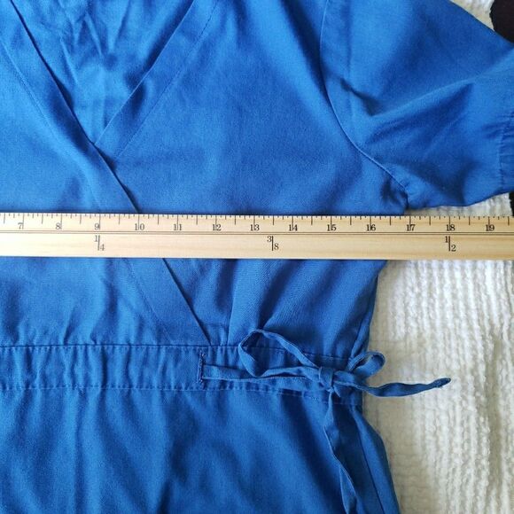 White Swan Fundamentals Scrub Top Blue Scrubs Medical Vet Side Tie Women Size XS - Picture 7 of 7